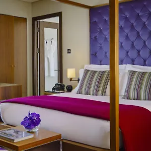 the-fitzwilliam.dublin-hotelsweb.com/