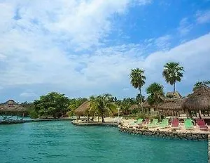 bacalar-lagoon-resort.quintano-roohotels.com/